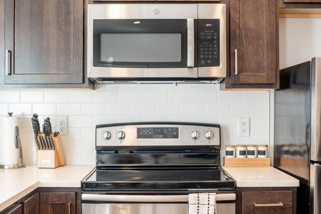 Walkable Apt Next To Restaurants, Bars, And Shops! Portland Exterior photo